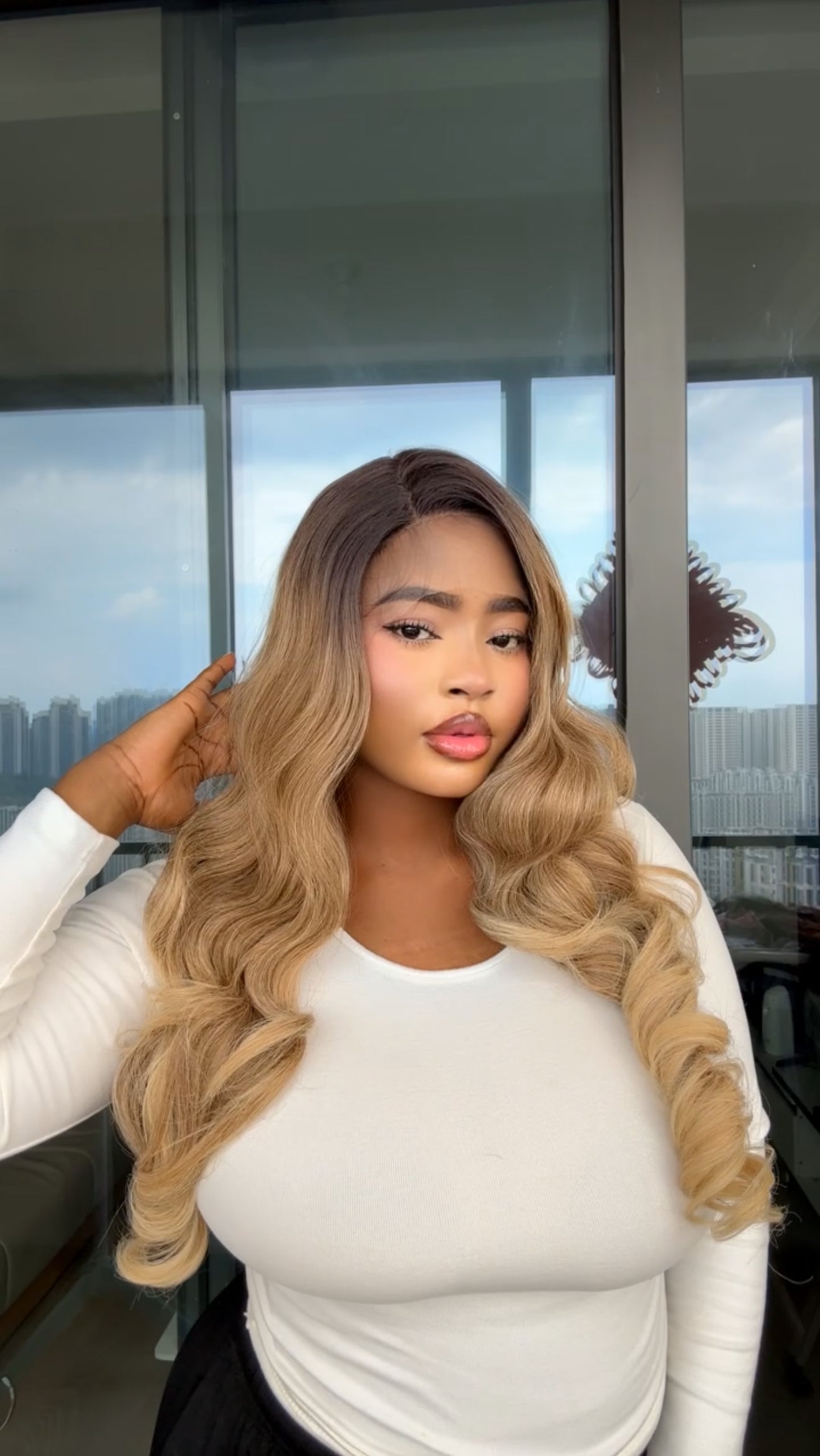 Blonde frontal