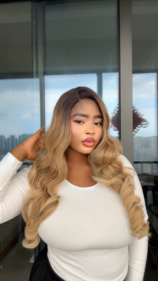 Blonde frontal